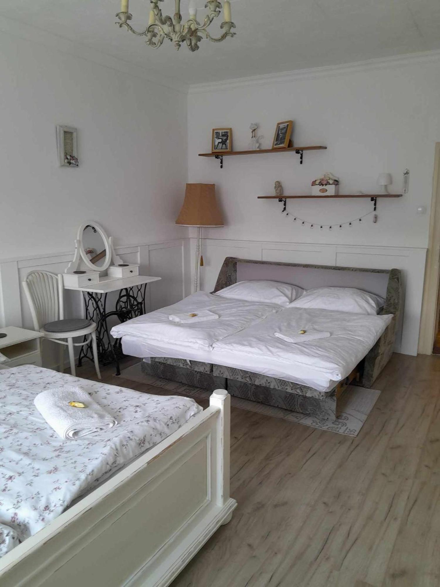 Edina Vintage Vendégház Mosonmagyaróvár Extérieur photo