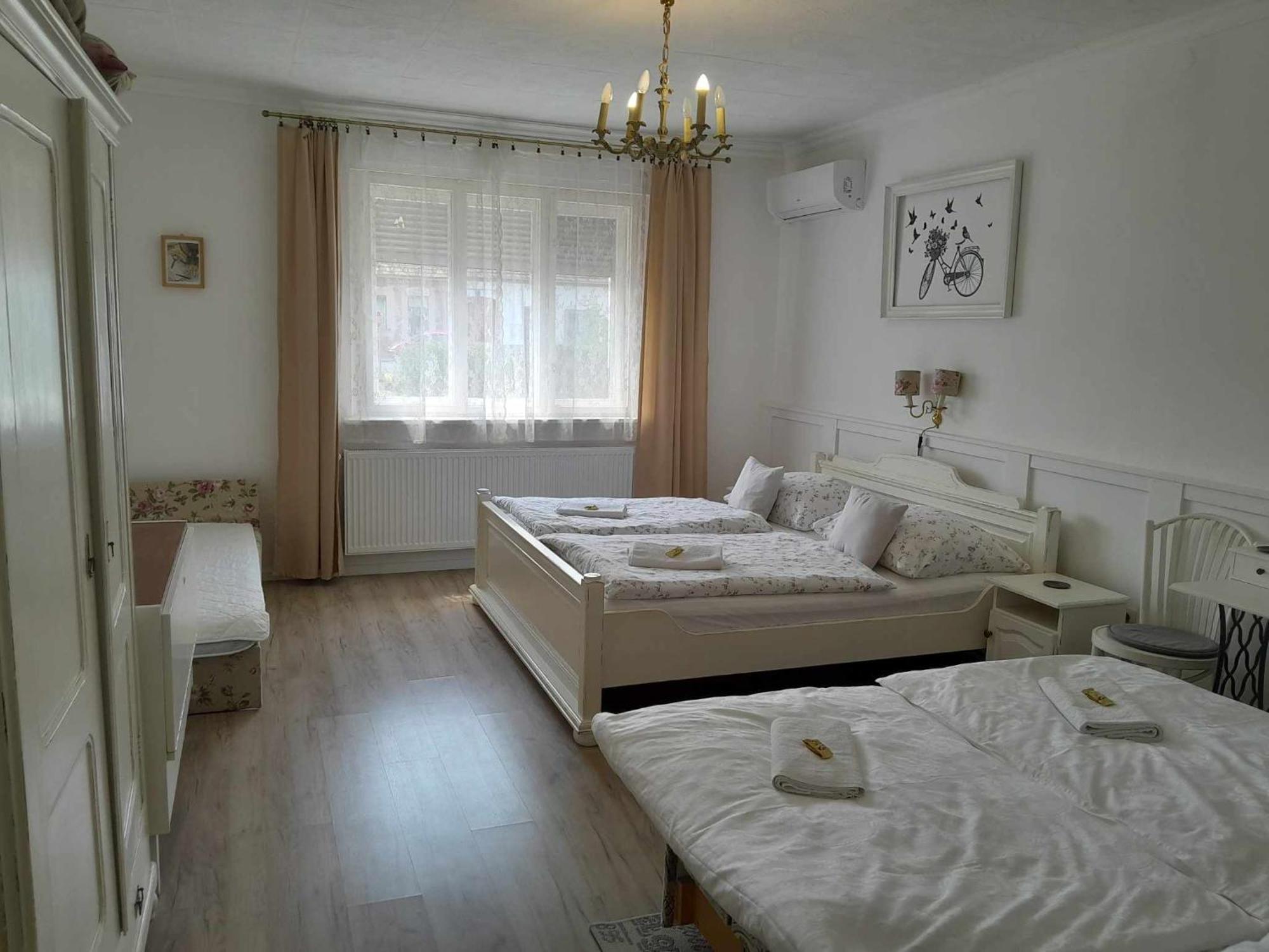 Edina Vintage Vendégház Mosonmagyaróvár Extérieur photo